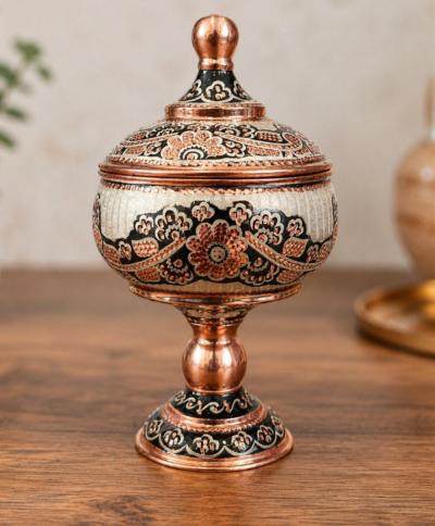 قندان پایه دار نقره کوب